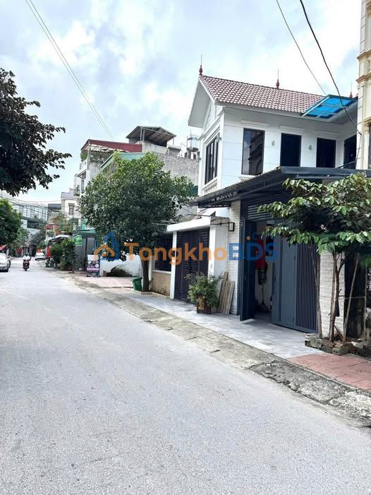 Nhà Hàm Nghi 50,4m² giá 2 tỷ - Chính chủ, ô tô vào nhà