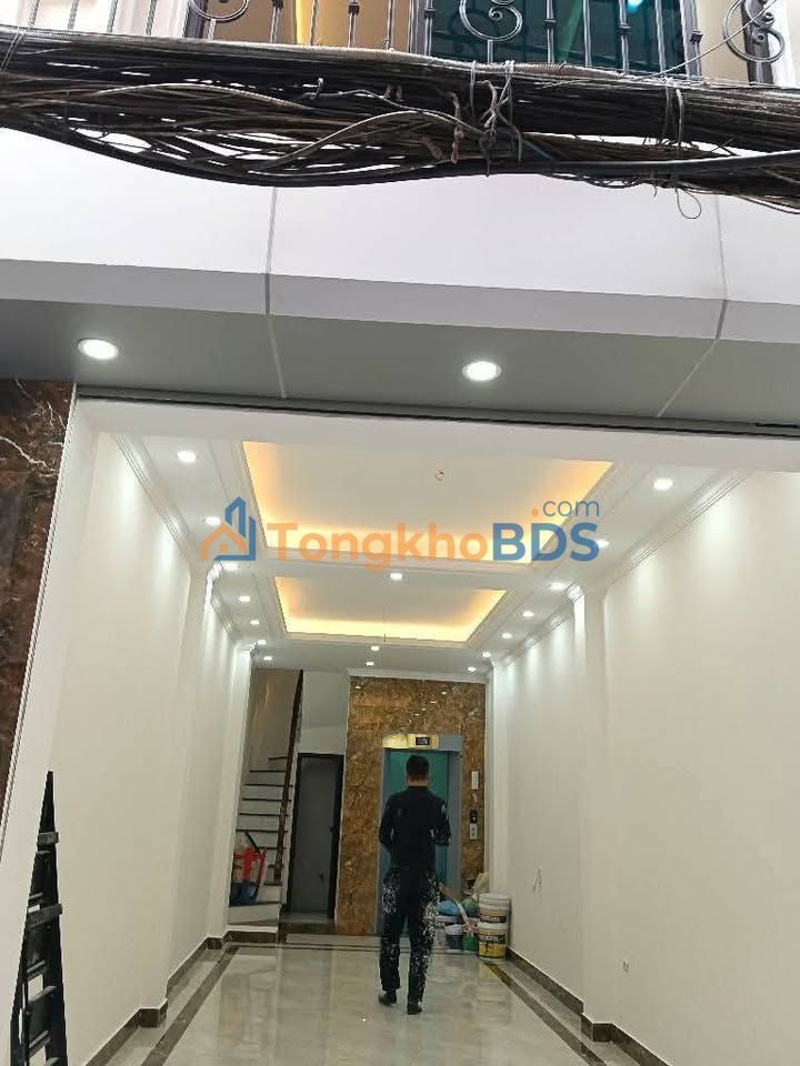 Nhà 5 Tầng Thang Máy Trần Phú, Hà Đông - 40m², Kinh Doanh, Sổ Vuông