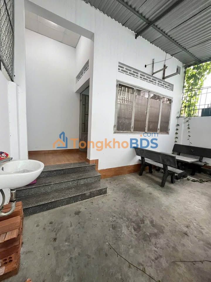 Nhà Hẻm Ô Tô Nguyễn Khuyến Nha Trang - 80.6m² Sẵn Sàng Ở Ngay