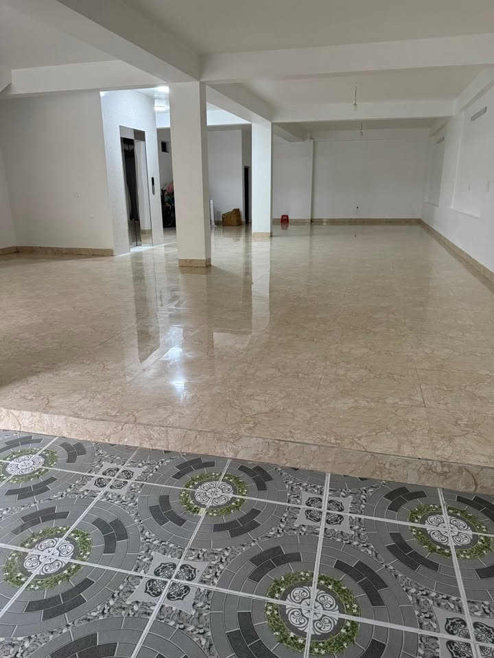 Cho thuê nhà 170m² mặt tiền 10m tại 135 Tô Hiến Thành, Nam Định - Phù hợp kinh doanh