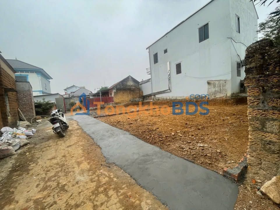 Đất Nền Hữu Văn - Chương Mỹ: 87.8m² - Hơn 2 Tỷ - Sổ Đỏ Sẵn Sàng