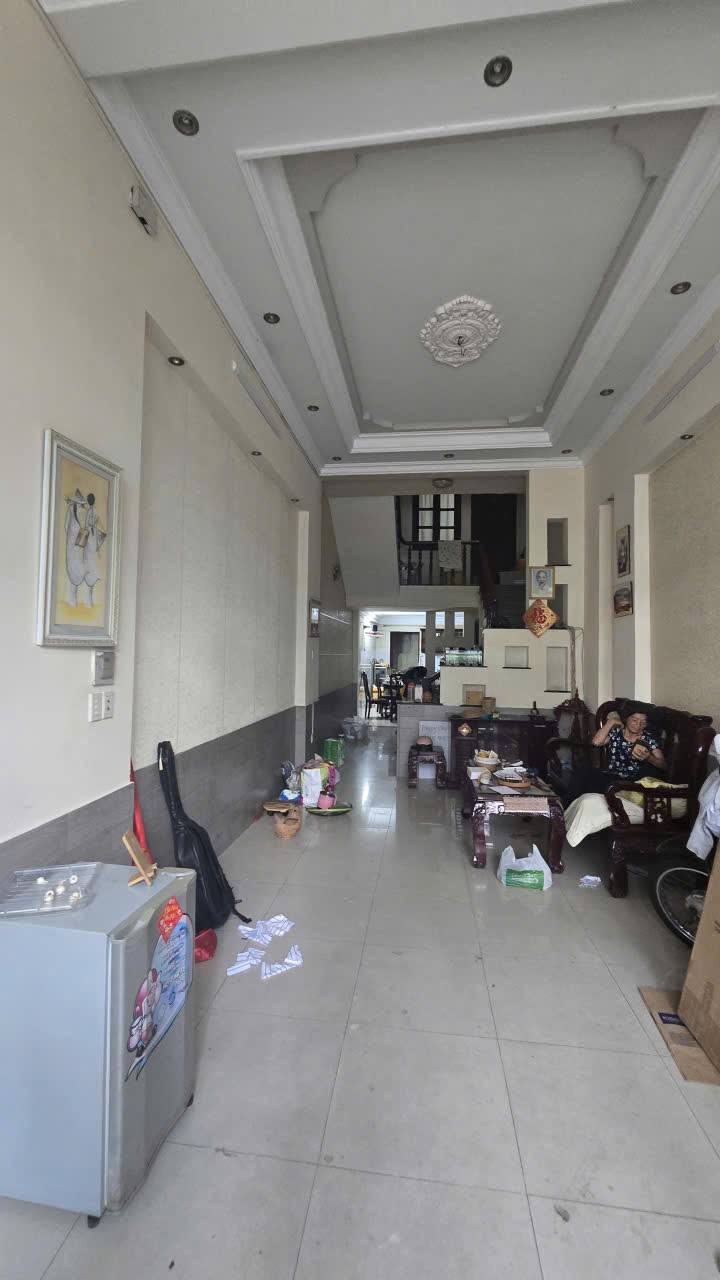 Nhà MT Nội Bộ 840m² P.Tây Thạnh, Tân Phú - 21 Triệu/Tháng, Sẵn Sàng Kinh Doanh