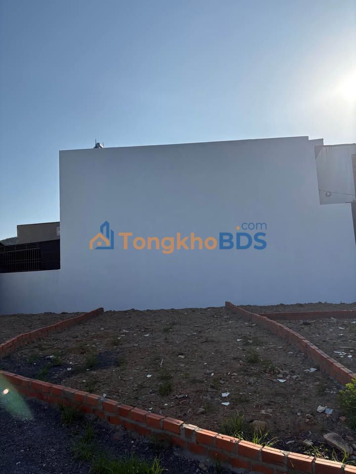 Đất Vĩnh Thái Nha Trang 61m² Full Thổ Cư - Giá 2.08 Tỷ