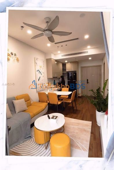 Cho thuê căn hộ 2PN Vinhomes Green Bay, Nam Từ Liêm - Giá 13.5 triệu/tháng