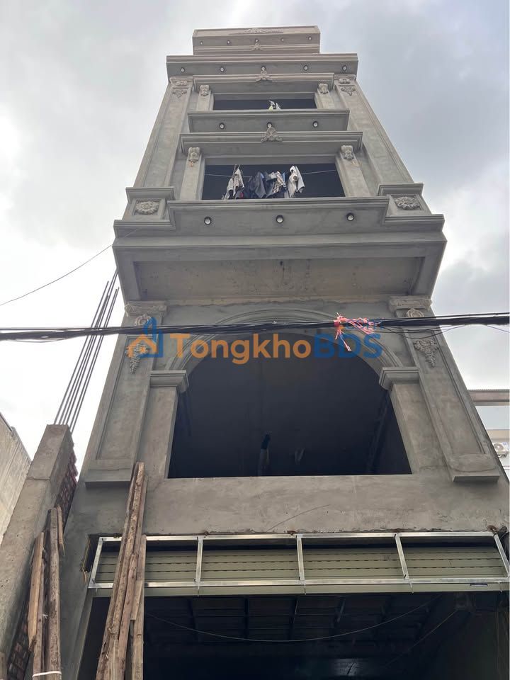 Nhà 7 Tầng Hoàng Gia - Ngay Ngã Tư Nguyễn Văn Cừ, Long Biên - 60m² - 21 Tỷ