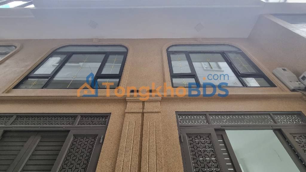 Nhà 7 Tầng Thang Máy Phố Thạch Bàn, Long Biên - 33m² - 9.5 Tỷ