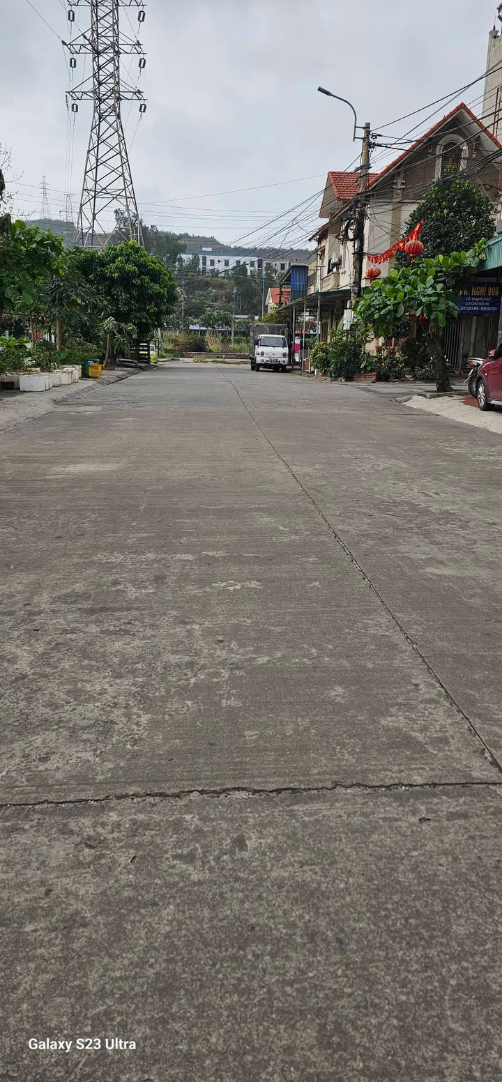 Bán nhà 5 tầng TĐC Ba Lan, Việt Hưng, Hạ Long - 75m², 5PN, Sổ đỏ