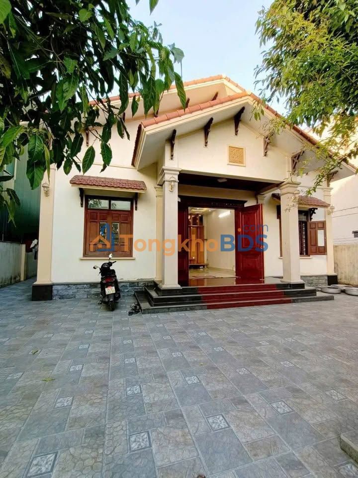 Bán Nhà Biệt Thự Mái Thái 251m² Cẩm Đông, Cẩm Phả - Giá 4 Tỷ