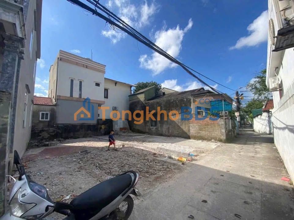 Bán đất Cẩm Bình 63m² - Ngõ thông ô tô, gần UB & trường học