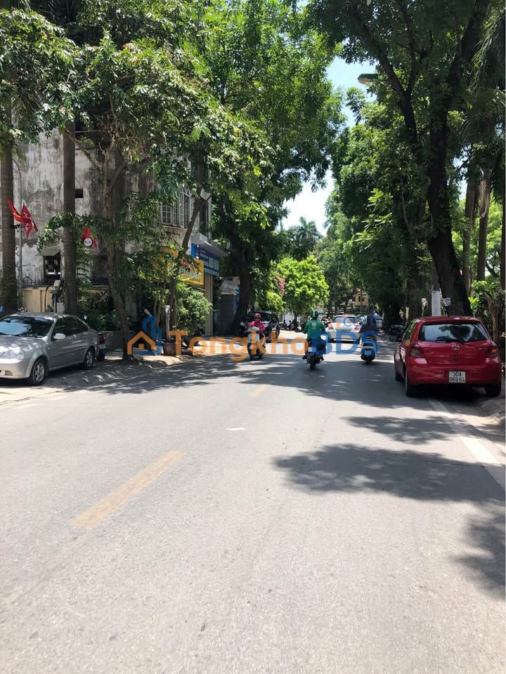 Nhà 5 Tầng Phú Diễn, 31m² - Sổ Đỏ Sẵn Sàng, Giá 6 Tỷ