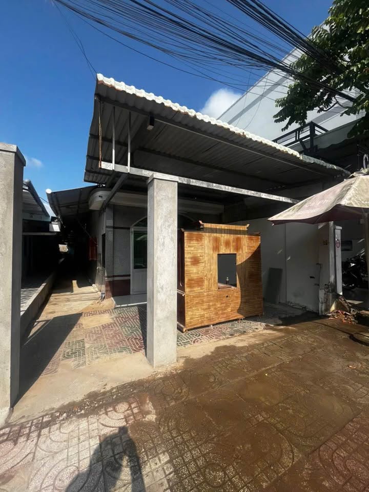 Cho thuê mặt tiền Trần Văn Giàu, Tiểu Cần - 10 phòng trọ & nhà ở