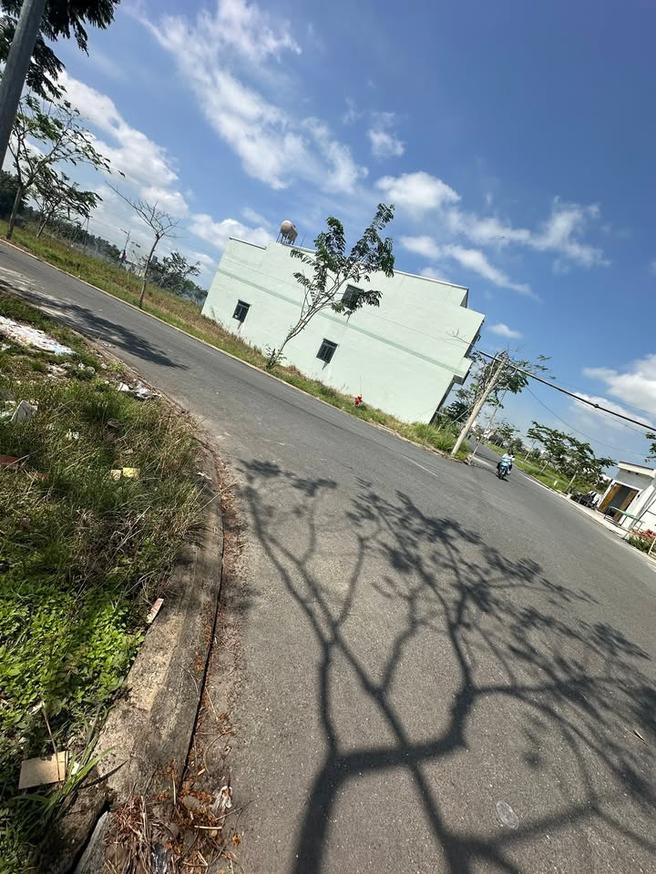 Đất Nền Tân Hiệp 100m² Sổ Đỏ Thổ Cư - Gần Chợ, Mặt Tiền Đường 3/2