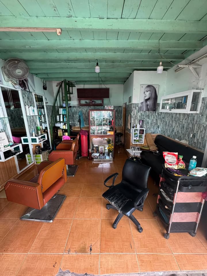 Bán Kiot Chợ Quảng Phú 18m² - Dòng Tiền 2.5 Triệu/Tháng - Sổ Hồng