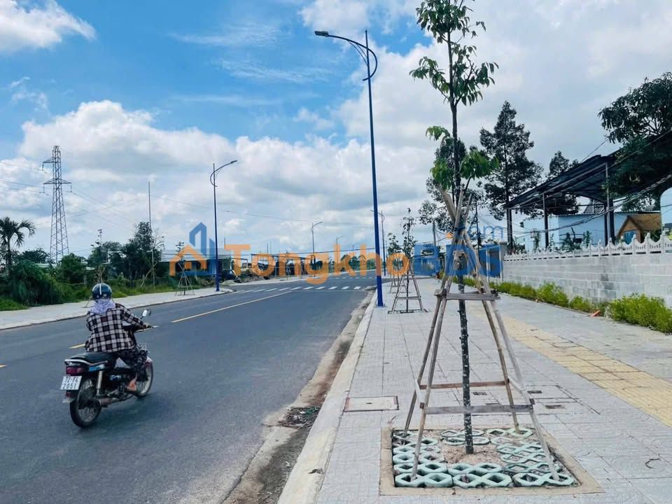 Đất Vàng Mặt Tiền Nguyễn Hữu Cảnh BR 2805m² - Giá 12.99 Tỷ