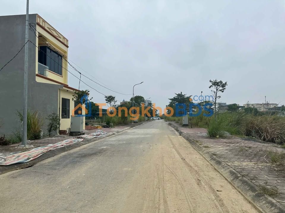 Đất nền 100m² Đông Quang, Thanh Hóa - Sổ đỏ chính chủ, giá 1.9 tỷ