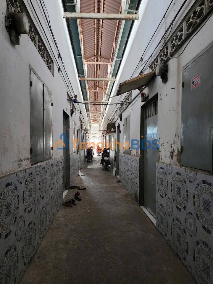 Nhà trọ 17 phòng đường ô tô Nguyễn Thị Huê Hóc Môn - 270m² sổ hồng