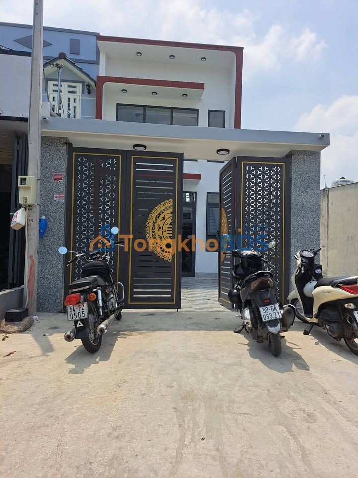 Nhà Tân Thông Hội Củ Chi 110m² - Kinh Doanh Sầm Uất, Giá 3.9 Tỷ