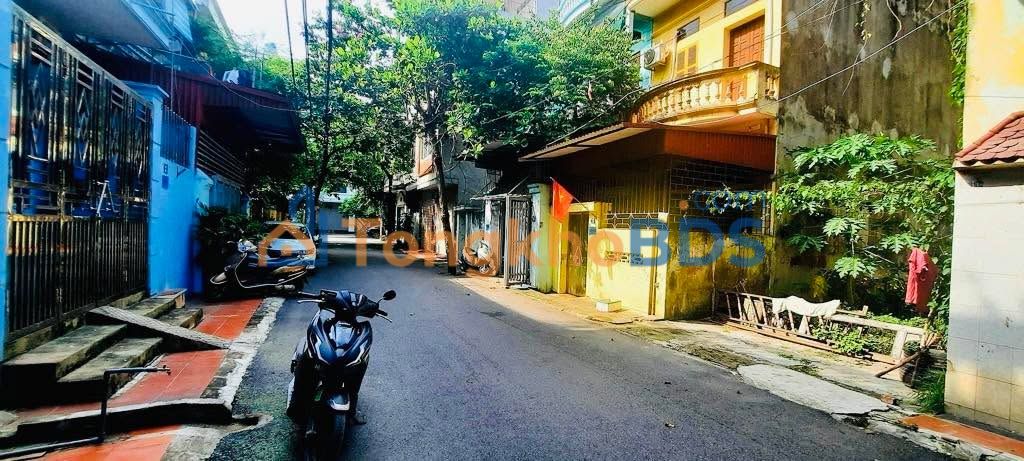 Bán gấp Đất Mặt Đường Nhựa Hà Đông 70m² - Kinh doanh/Ở/Đầu tư - 17 Tỷ