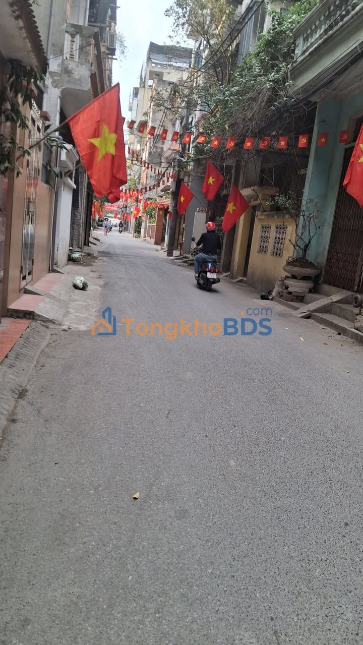 Bán Nhà Phân Lô Kinh Doanh Mặt Tiền 4.5m, Hà Đông - 67m² x 3 Tầng