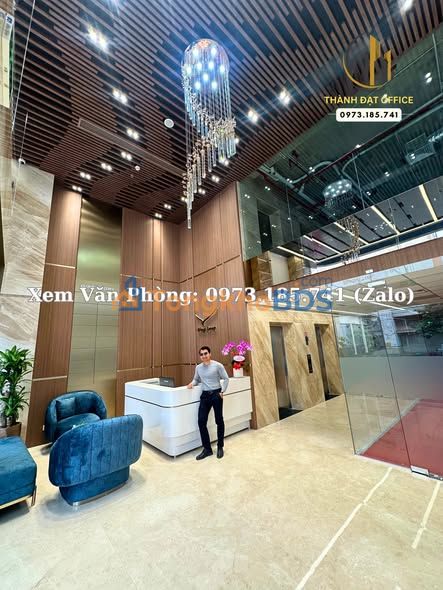Văn phòng Trần Hưng Đạo Q5 - 120m² - 1000m² - Tòa nhà hiện đại