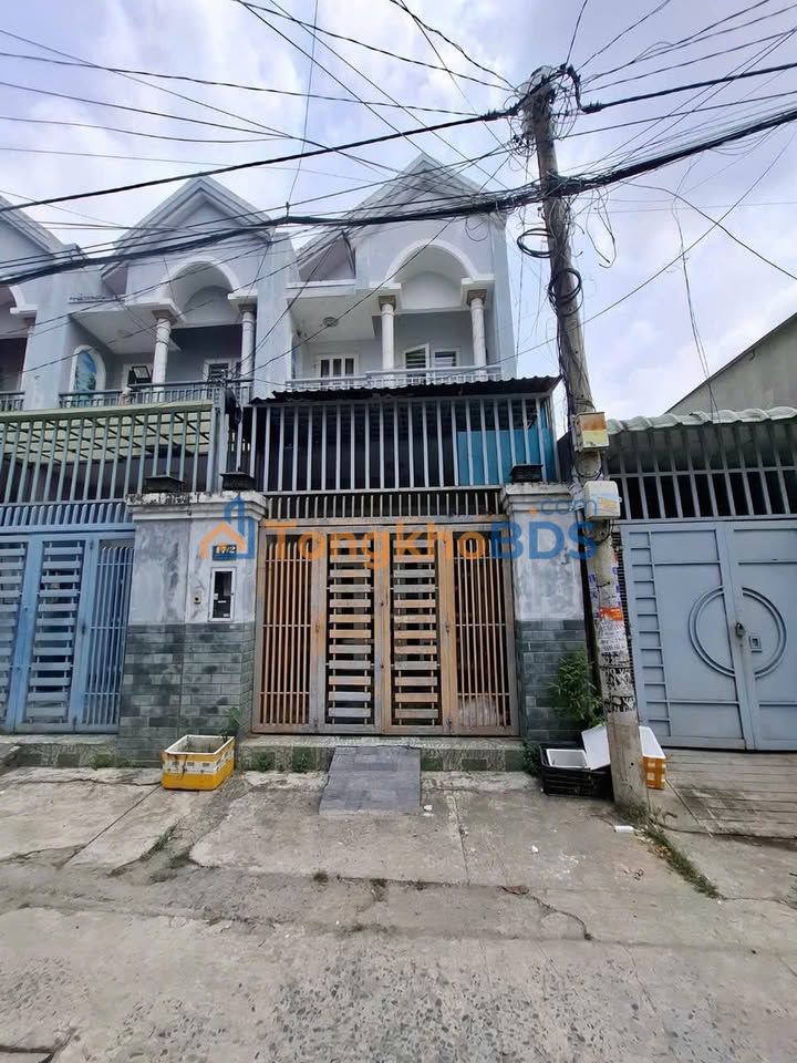 Nhà Phường Thạnh Lộc, Quận 12 - 4.45 Tỷ, 60m², Xe Hơi Vào Nhà