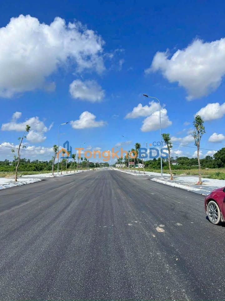 Đất nền Nghi Hòa, Vinh - 300m², mặt tiền 11.5m, giá 8 tỷ