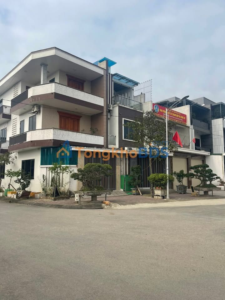 Bán đất đấu giá Hưng Chính 150m² mặt tiền kinh doanh - Giá 4 tỷ