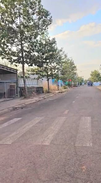 Đất Sando Tiến Hưng Đồng Xoài 120m² 600xx triệu - Sổ đỏ