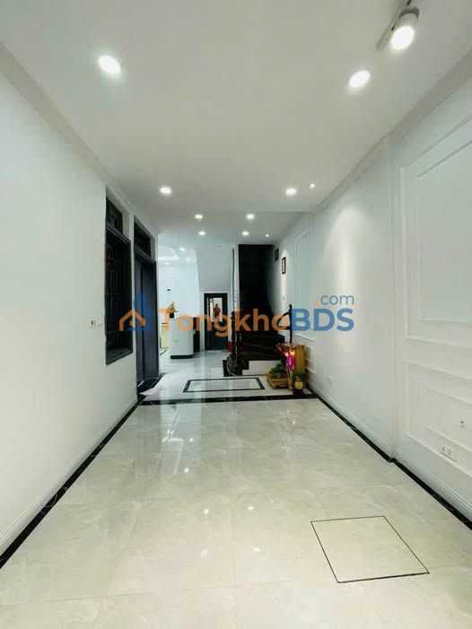Nhà phố Tôn Đức Thắng Đống Đa 95m² 33 tỷ - Ô tô vào nhà
