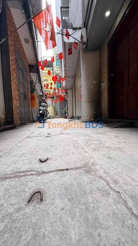 Nhà Ngõ 21 Lê Văn Lương 60m² 13.2 tỷ - Sẵn sàng ở ngay