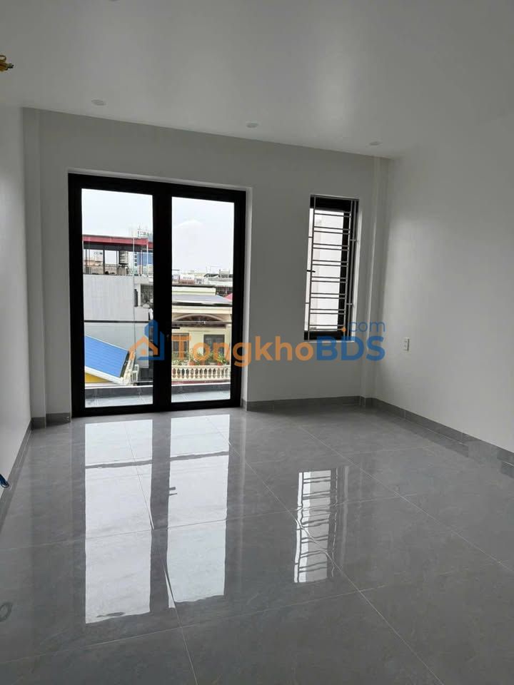 Nhà Phân Lô Ngô Gia Tự 80m² - 4 Tầng Vỉa Hè Rộng, Giá 8.3 Tỷ