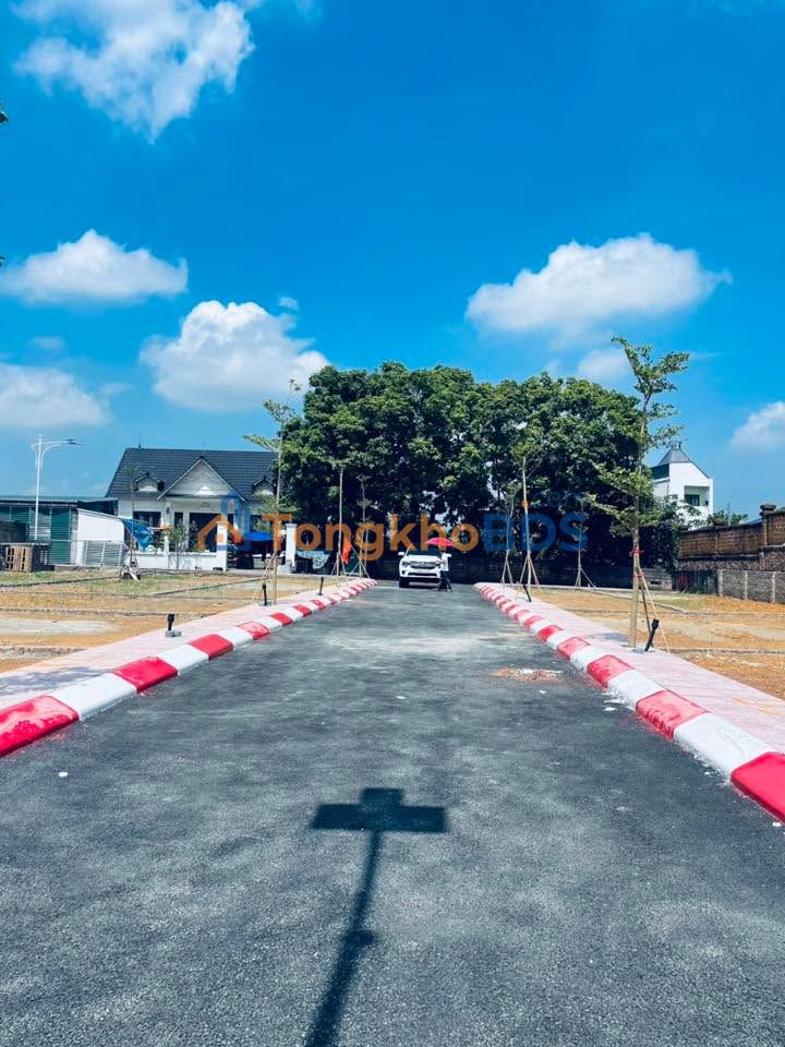 Đất nền 130m² Xuân Mai - Sổ hồng vuông vắn, 2 mặt tiền, giá chỉ 1.x tỷ