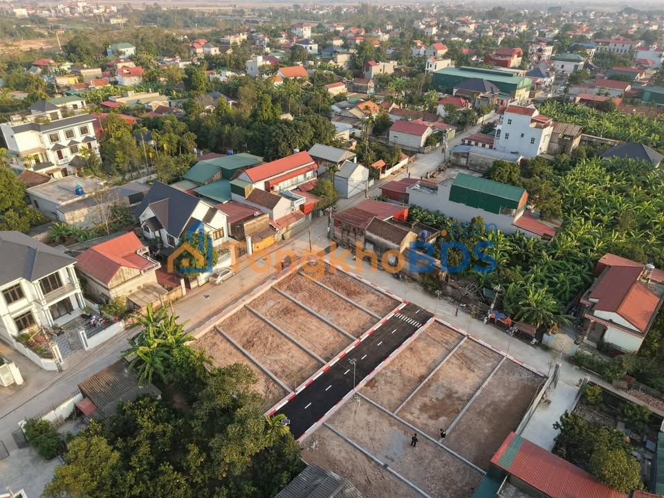 Đất Lô Góc 86.5m² Mặt Đường Chợ Bóp, Chương Mỹ - Sổ Đỏ Sẵn Sàng