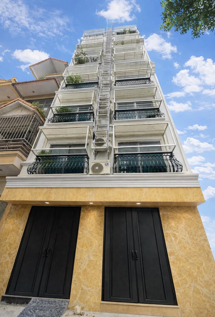 Bán gấp CCMini 80m² 6 tầng, 18 phòng, 10 tỷ - Lĩnh Nam, Hoàng Mai