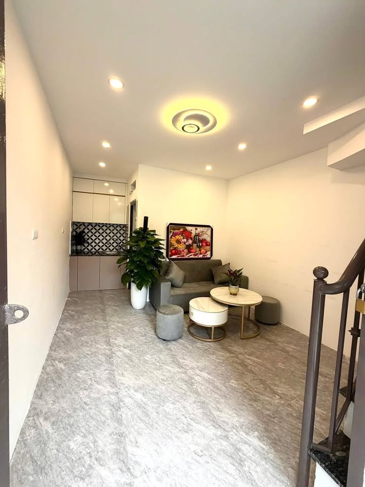 Bán nhà Lĩnh Nam 20m² 2 tầng - Giá 1.45 tỷ, nhà đẹp sẵn ở