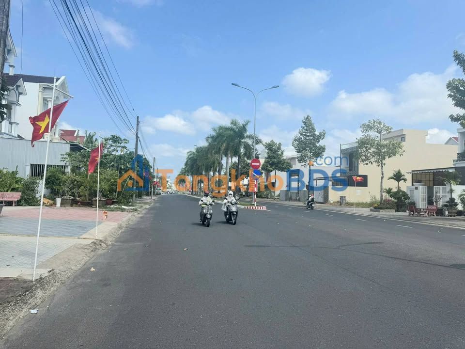 Bán Đất Thổ Cư 117m² Châu Văn Liêm, Cà Mau - Sổ Hồng Sẵn Sàng