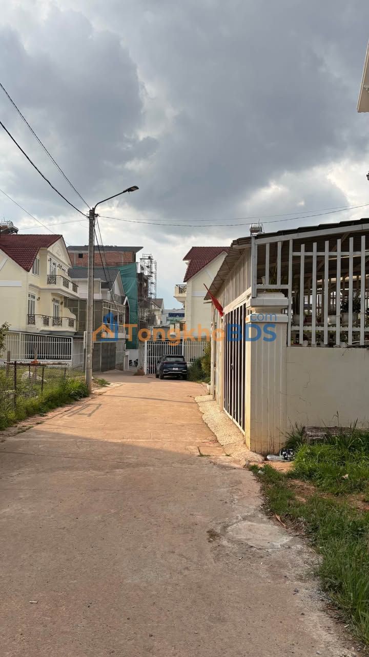 Đất Đà Lạt 295m² Sổ Riêng Hẻm Oto Phan Chu Trinh, P9 - Giá 11 Tỷ