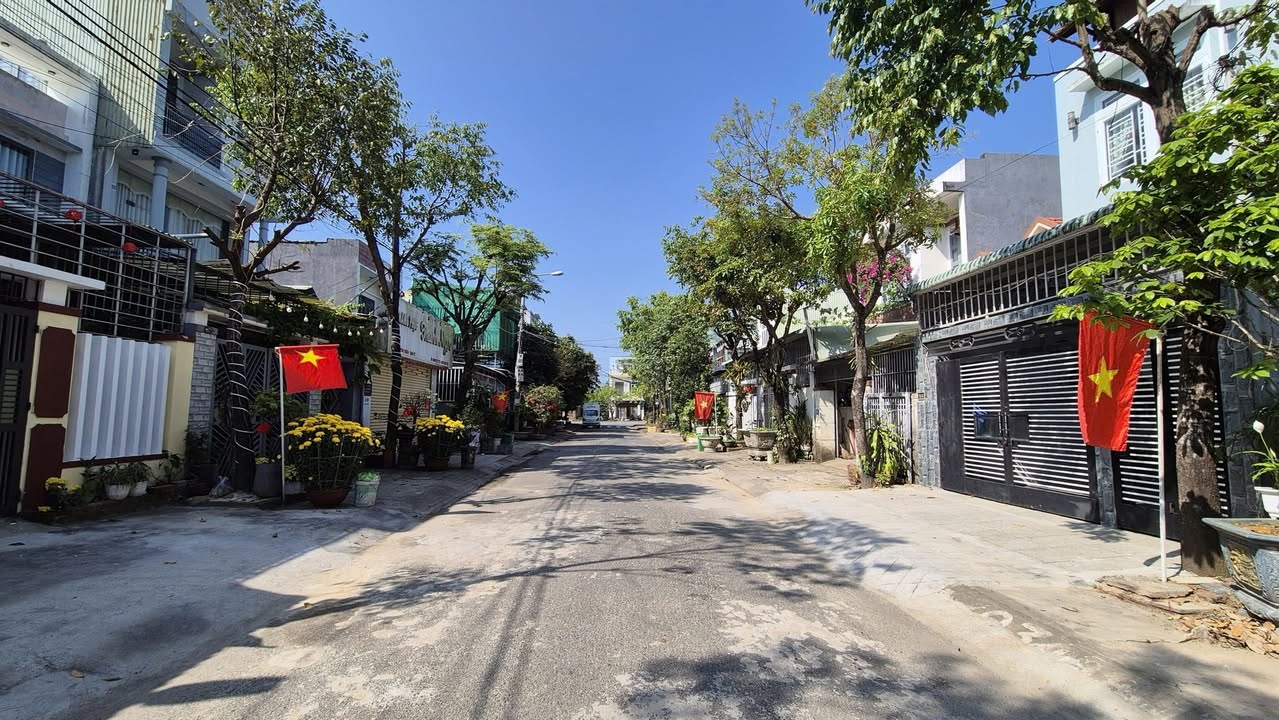 Đất nền Tam Kỳ 110m² - Sổ hồng sẵn, giá 2 tỷ 0xx