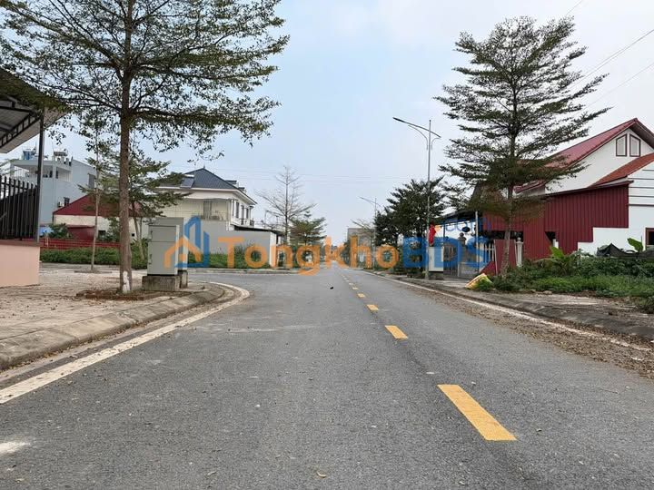 Đất nền Quảng Trường Phổ Yên 100m² 3 tỷ - Sổ đỏ chính chủ