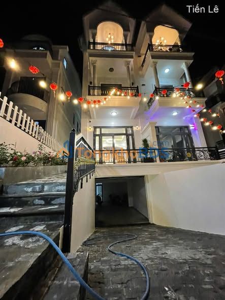 Biệt thự song lập Phường 5 Đà Lạt 240m² - 9PN Full Nội thất Cao cấp