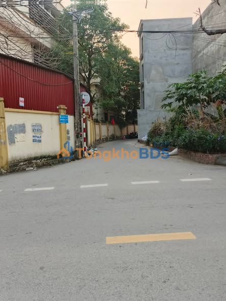 Nhà 45m² Vườn Hoa Đan Phượng, Hà Nội - Ô tô tránh, 4 tầng, 6.2 tỷ