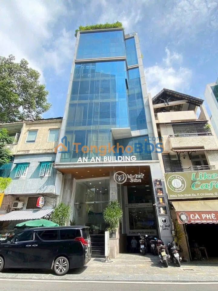 Building Mặt Tiền Trần Đình Xu, Quận 1 - Ngay Chợ Bến Thành 170m²