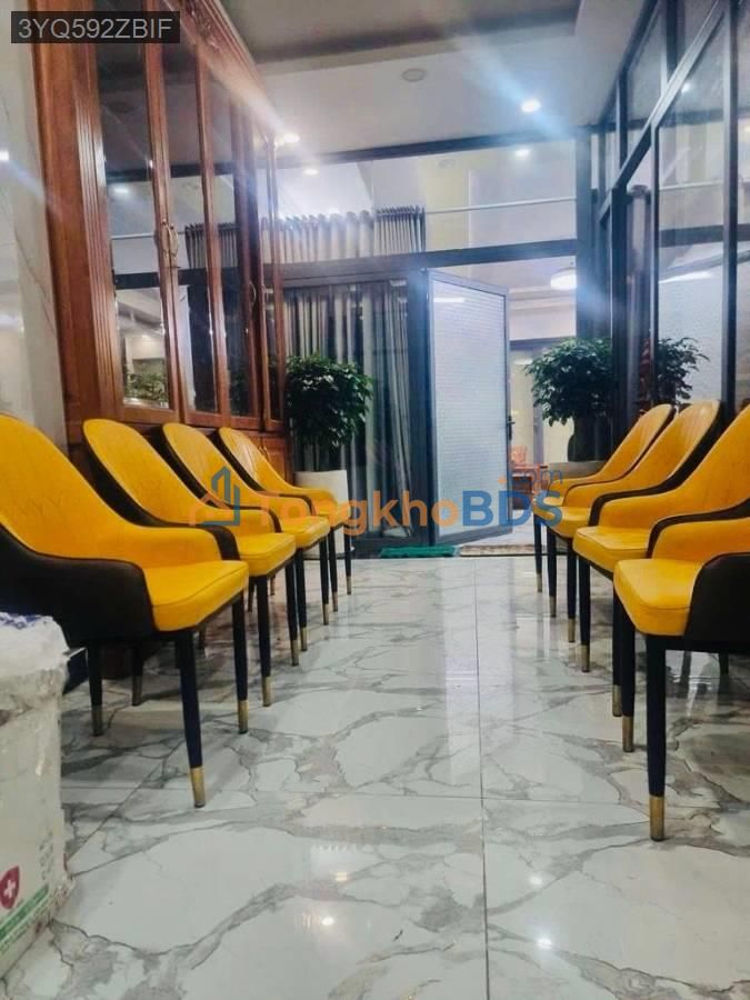 Nhà Mặt Tiền Kinh Doanh 126m² Quận 6 - Vị Trí Đắc Địa, Thu Nhập Tốt