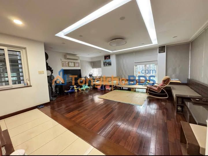 Bán Nhà Góc 78m² Trung Kính, Cầu Giấy - 6 Tầng, Ô Tô Vào Nhà, Giá 31.5 Tỷ