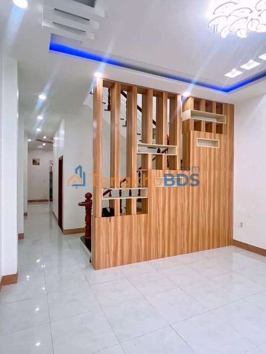 Nhà 85m² Đường Hàm Nghi, Long Xuyên - Sổ Hồng Chính Chủ, Giá 3 Tỷ