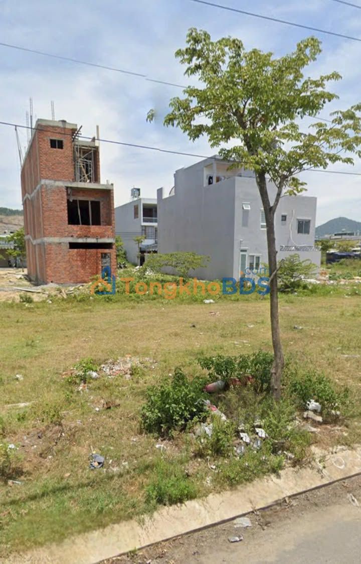 Mặt Tiền Nguyễn Bính Liên Chiểu - 315m² Ngang 15m - Giá 15 Triệu/Tháng