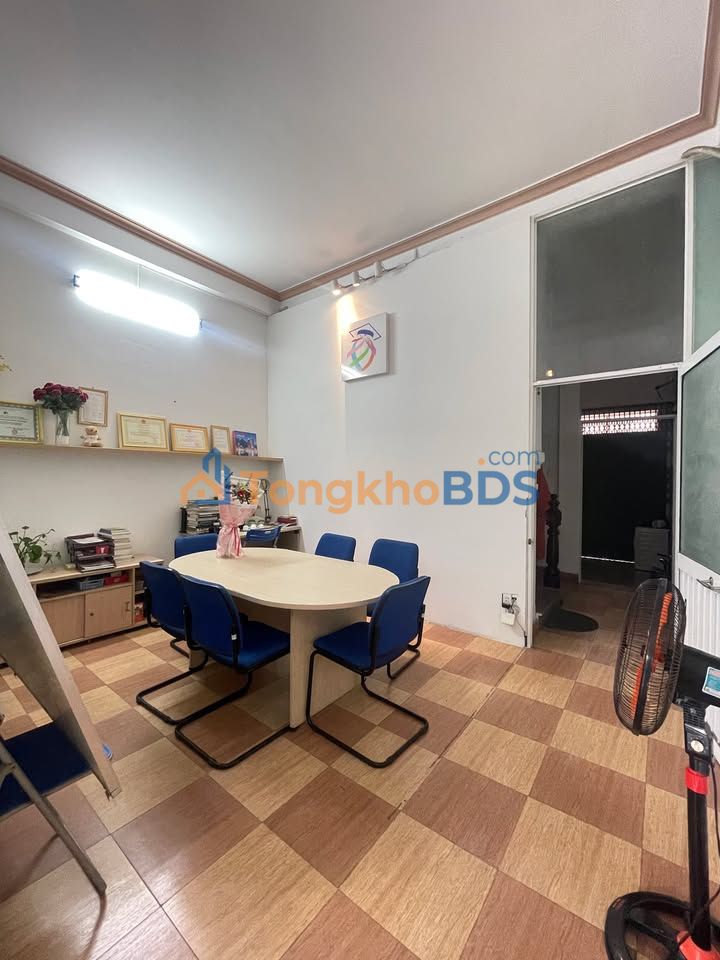 Mặt Bằng 74m² Nguyễn Hữu Thọ, Hải Châu - Giá 10 Triệu/Tháng