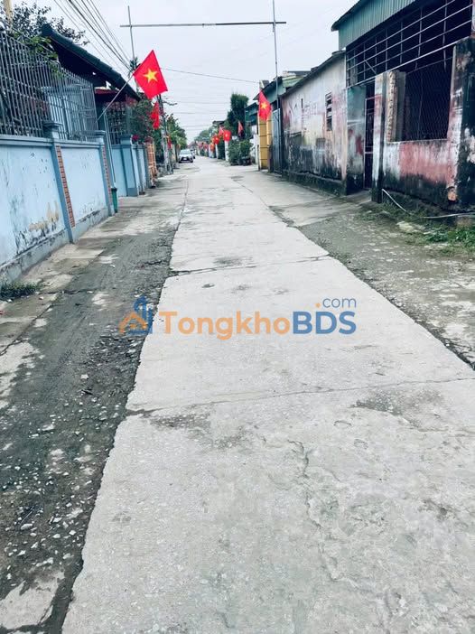 Nhà riêng Đông Việt, Đông Sơn 100m² 2 tỷ - Ô tô vào tận nhà