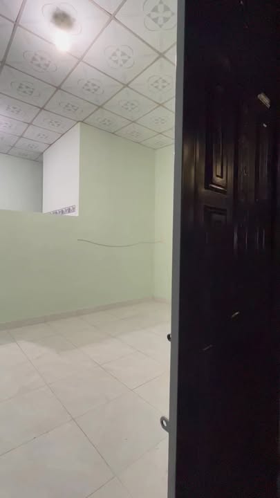 Nhà Nguyên Căn 2PN Gò Vấp Giá 2.2 Triệu/Tháng - Sân Rộng, Bếp Riêng