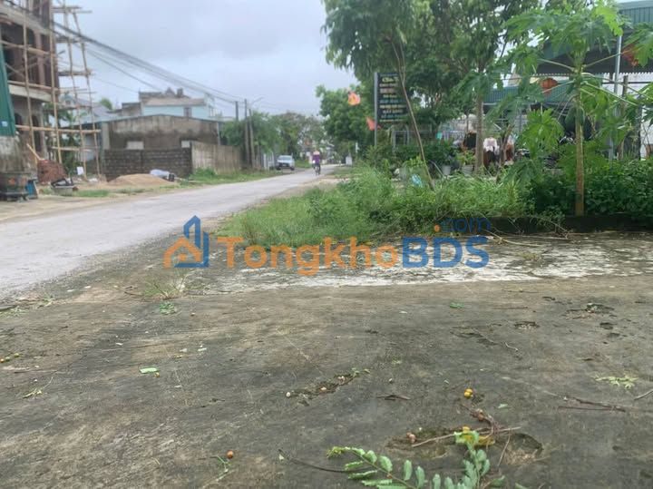 Bán Đất Tặng Nhà P.Quảng Cư, Sầm Sơn 126m² - Mặt Tiền Kinh Doanh 2 Tỷ